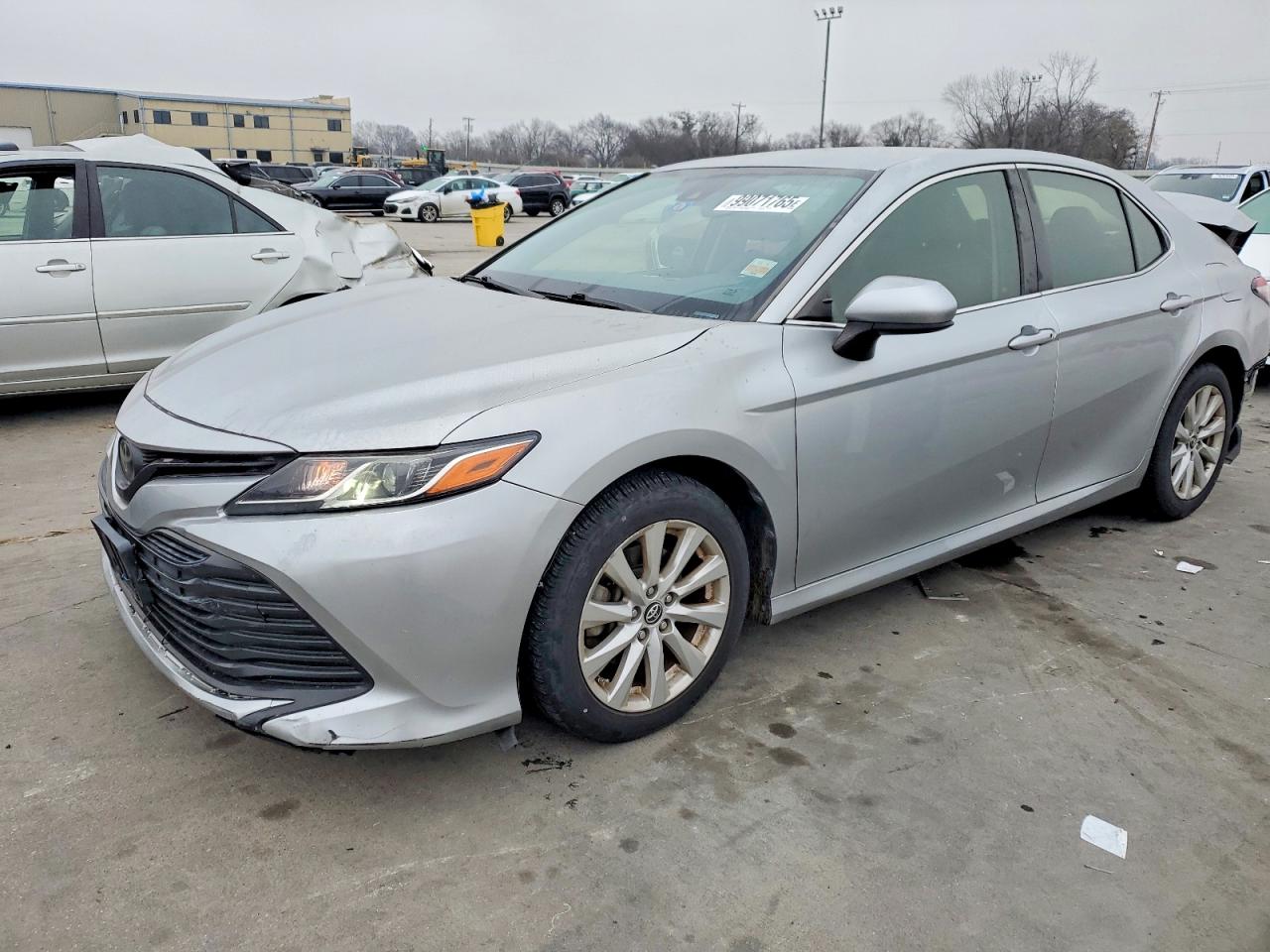 2018 TOYOTA CAMRY