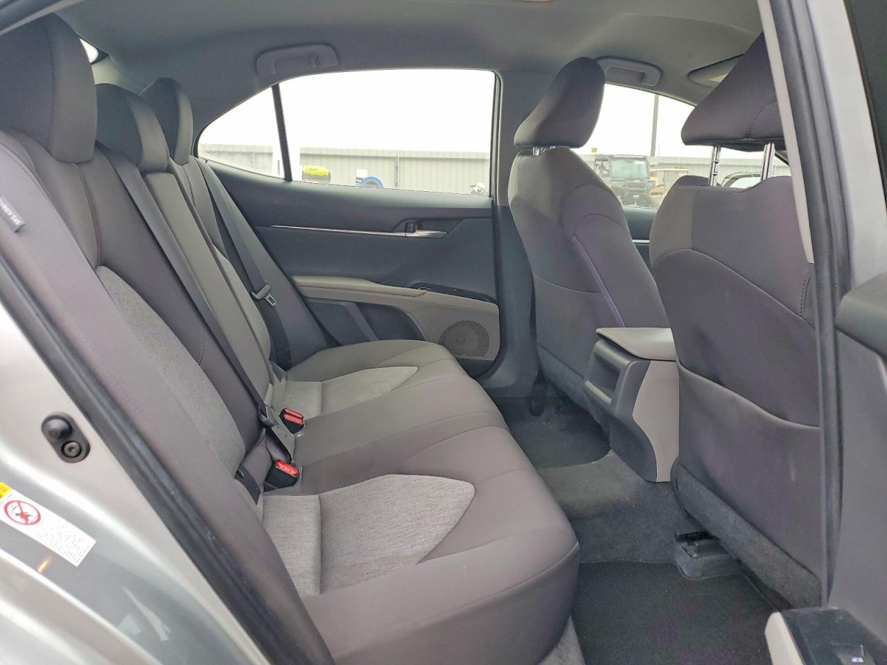 2018 TOYOTA CAMRY L photo 10