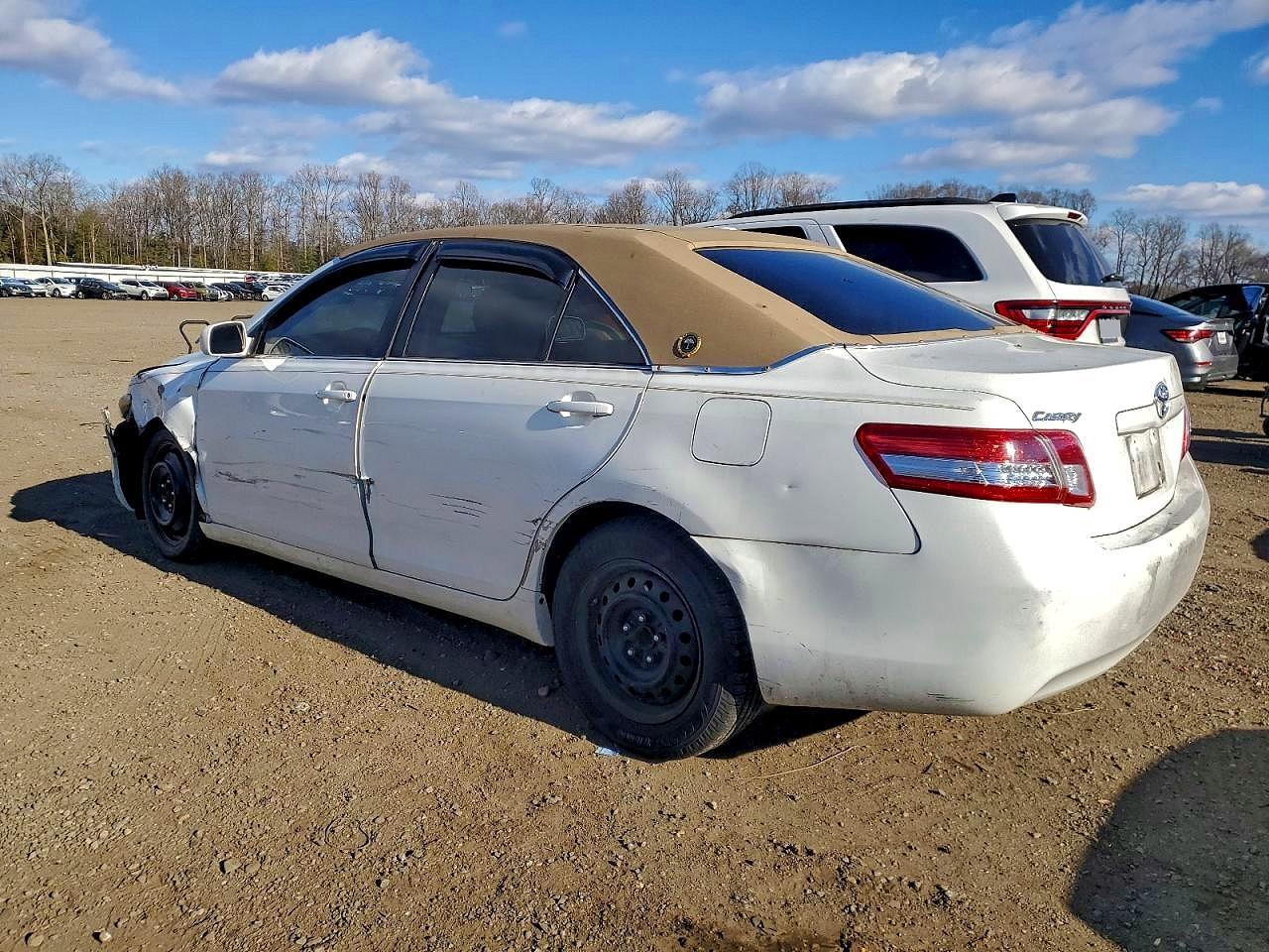 2010 TOYOTA CAMRY BASE photo 2