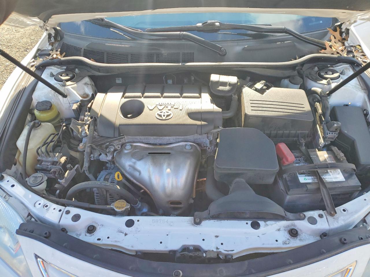 2010 TOYOTA CAMRY BASE photo 11