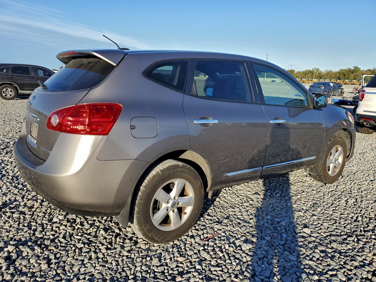 2013 NISSAN ROGUE S photo 3