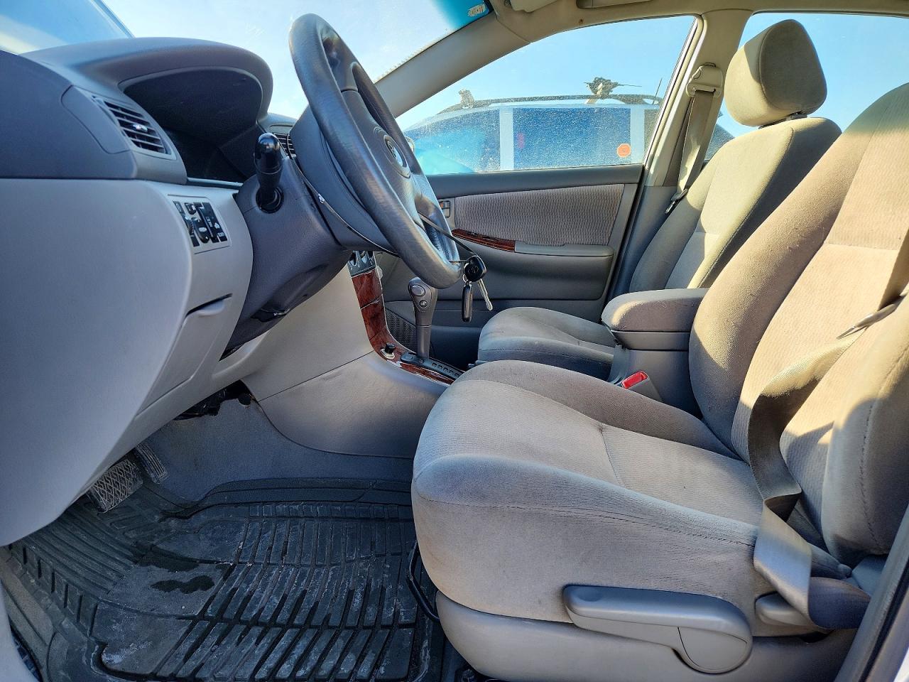 2006 TOYOTA COROLLA CE photo 7