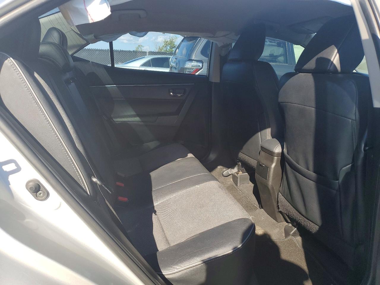 2016 TOYOTA COROLLA L photo 19
