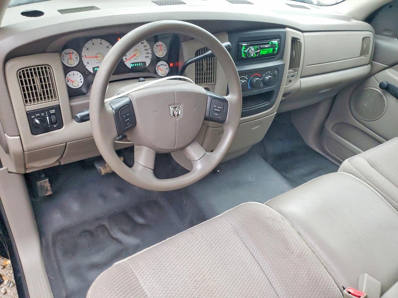2004 DODGE RAM 1500 ST photo 15