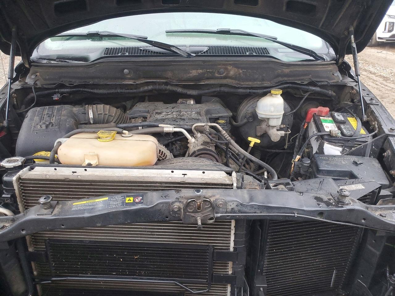 2004 DODGE RAM 1500 ST photo 21