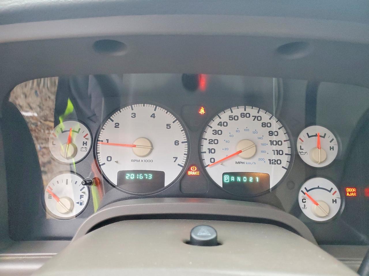 2004 DODGE RAM 1500 ST photo 17