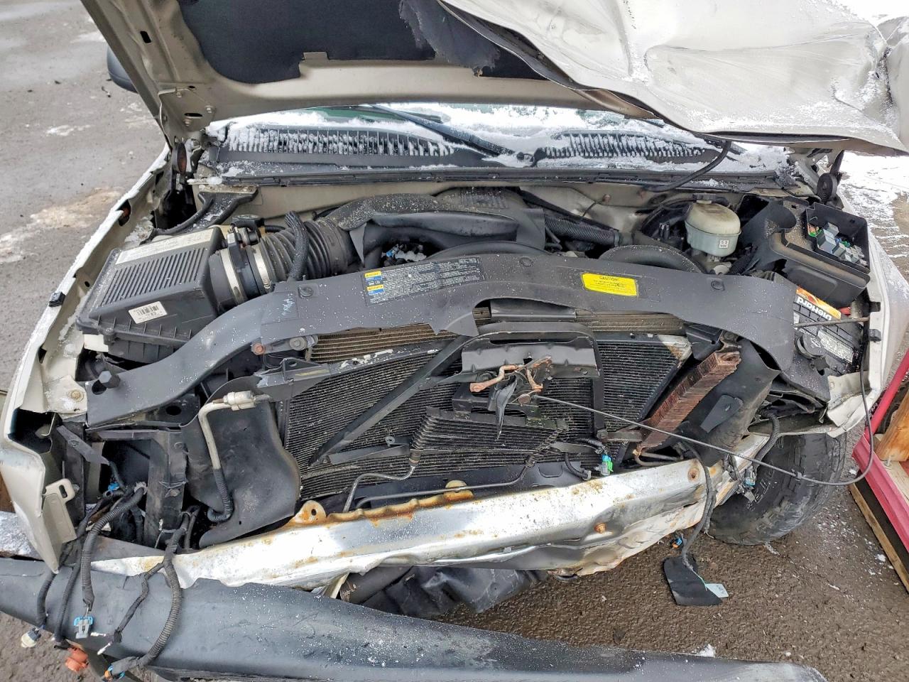 2004 CHEVROLET SILVERADO K1500 photo 11