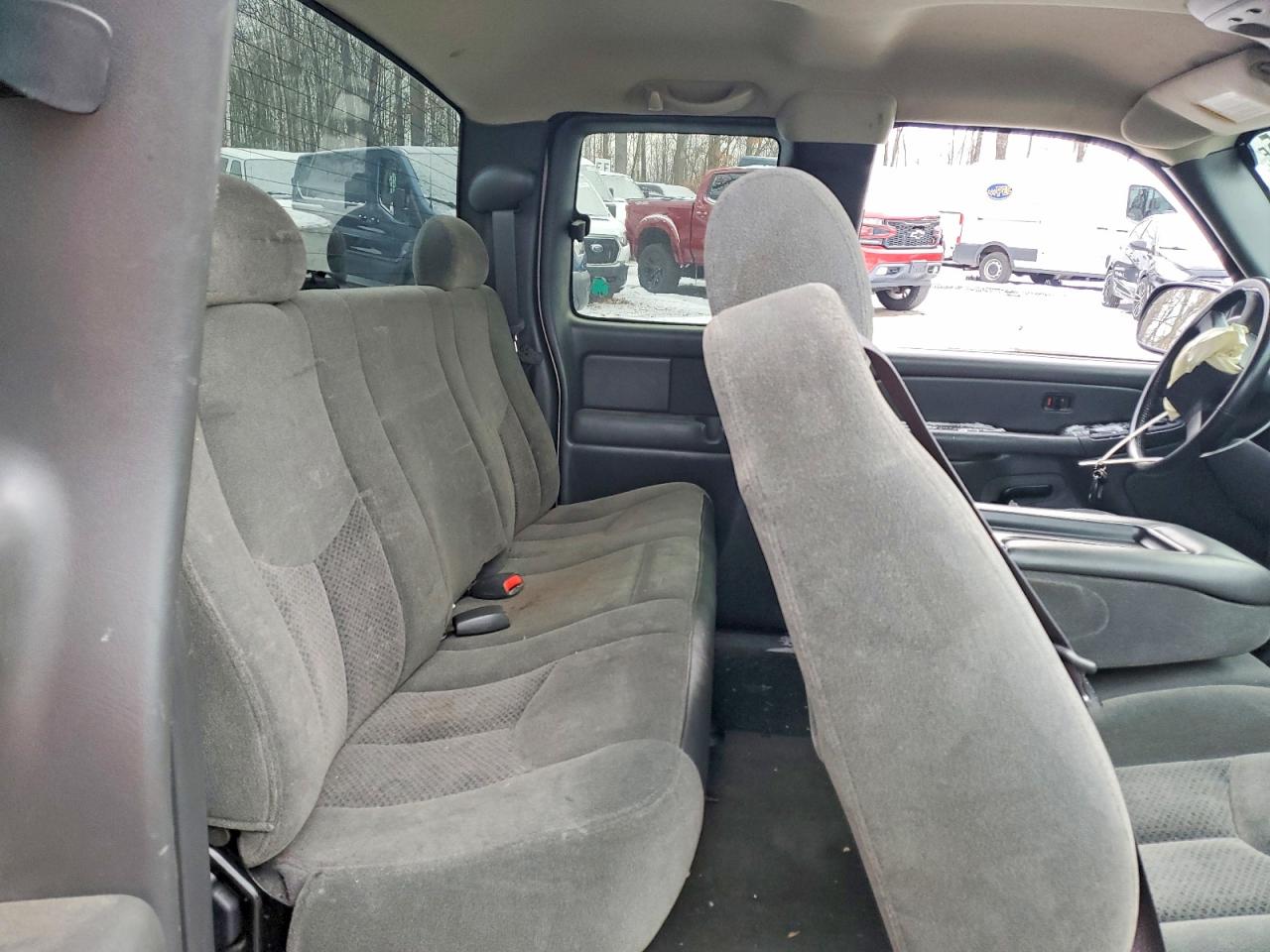 2004 CHEVROLET SILVERADO K1500 photo 10