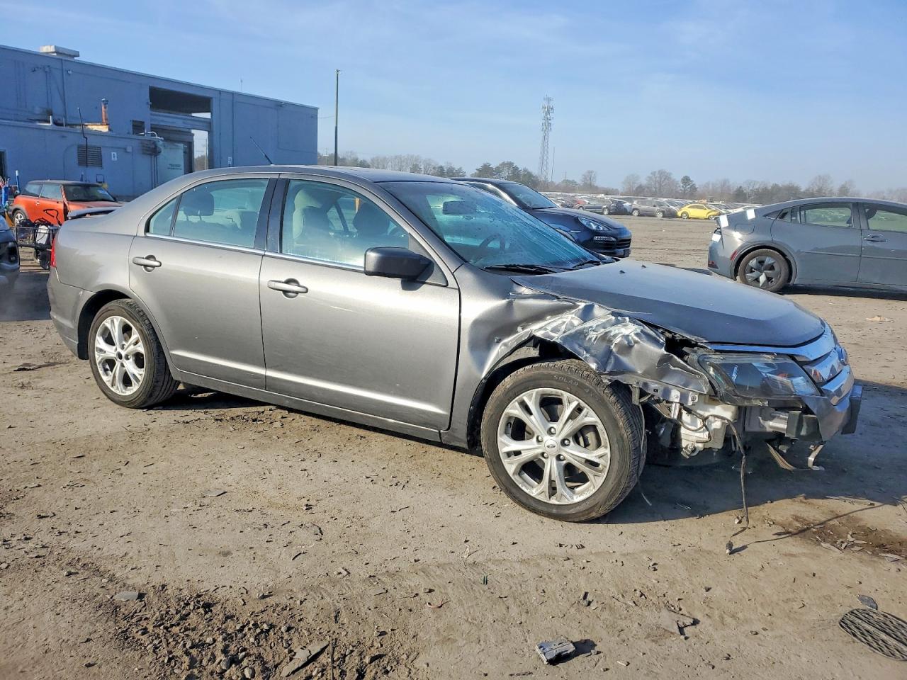 2012 FORD FUSION SE photo 4