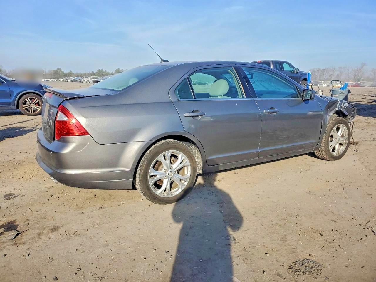 2012 FORD FUSION SE photo 3