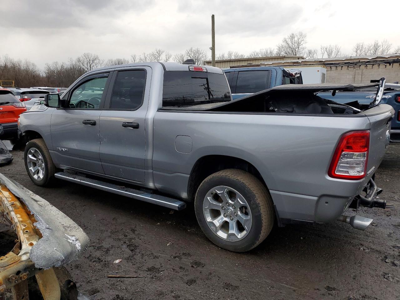 2023 RAM 1500 BIG HORN/LONE STAR photo 3