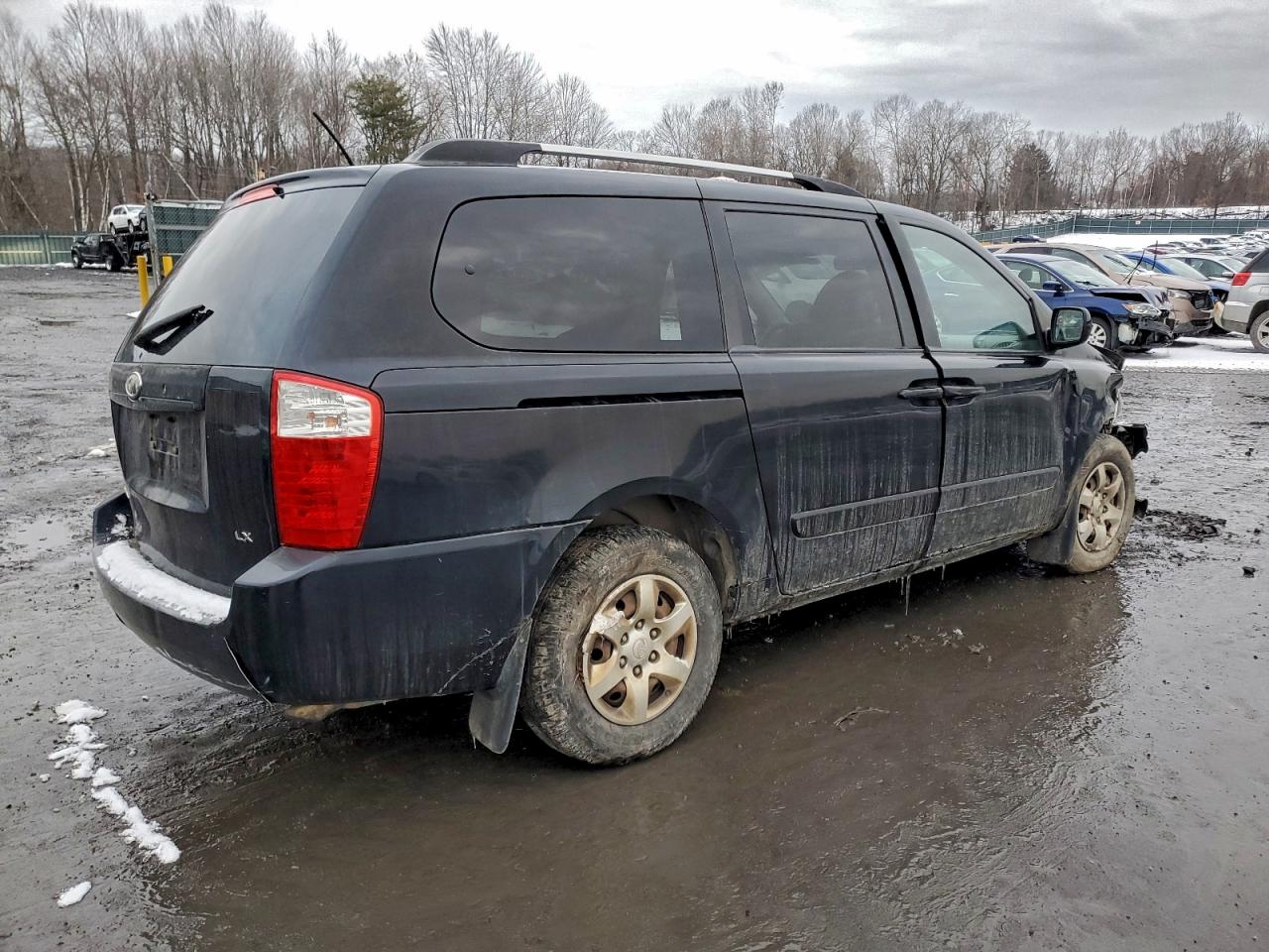2009 KIA SEDONA EX photo 3