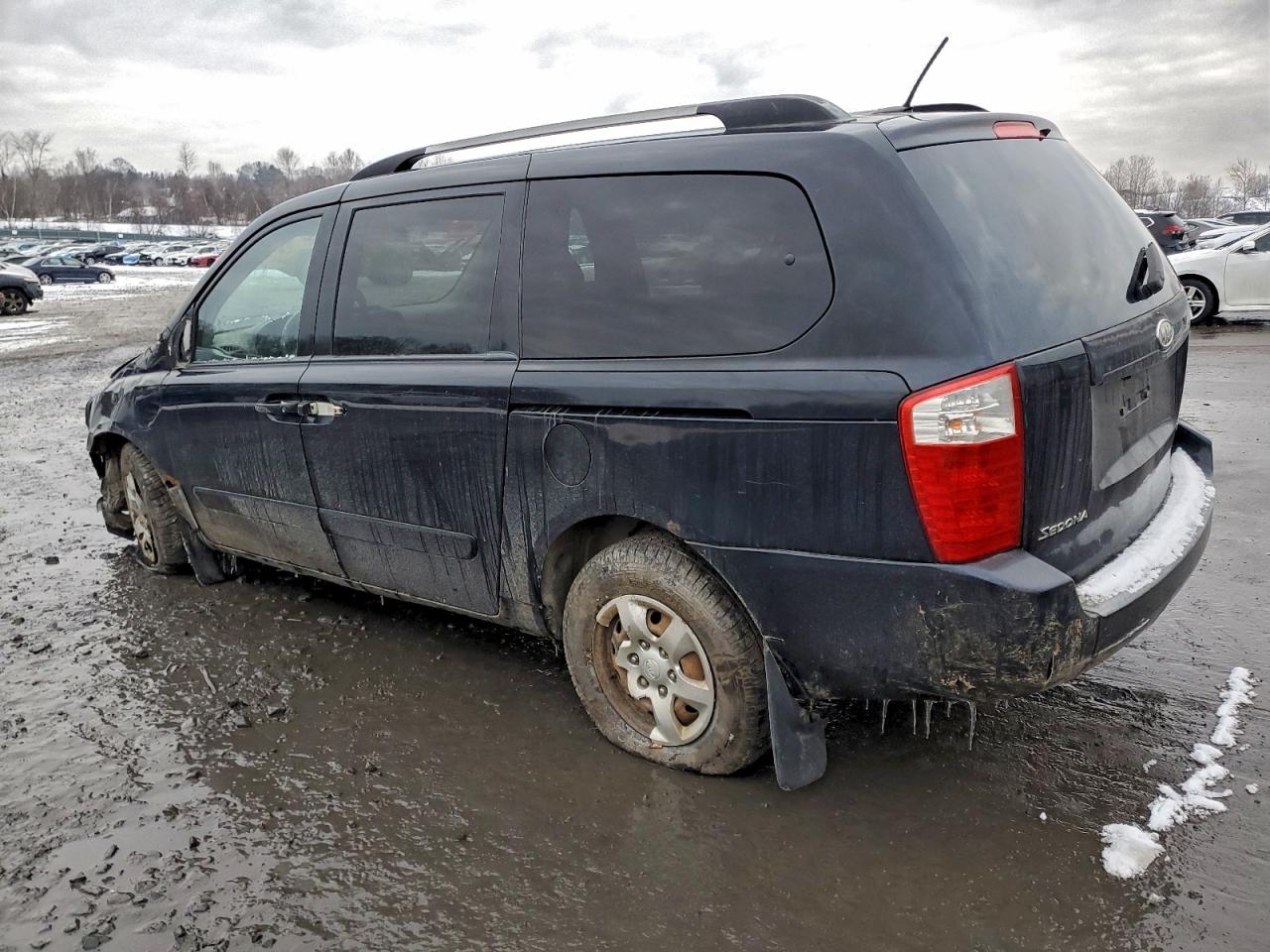 2009 KIA SEDONA EX photo 2