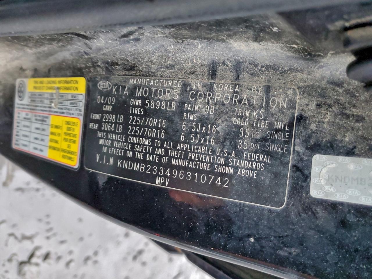 2009 KIA SEDONA EX photo 13