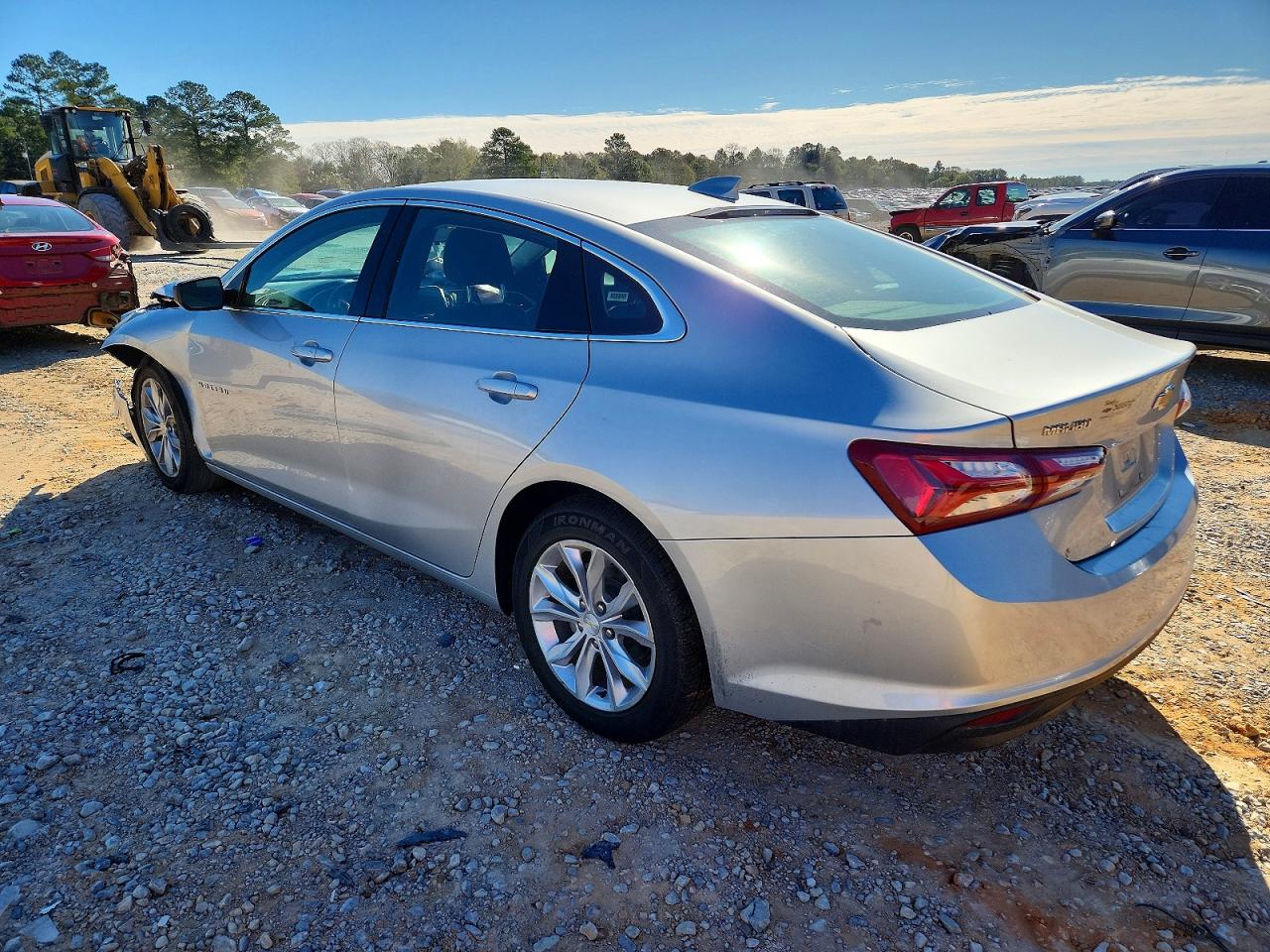 2022 CHEVROLET MALIBU LT photo 3