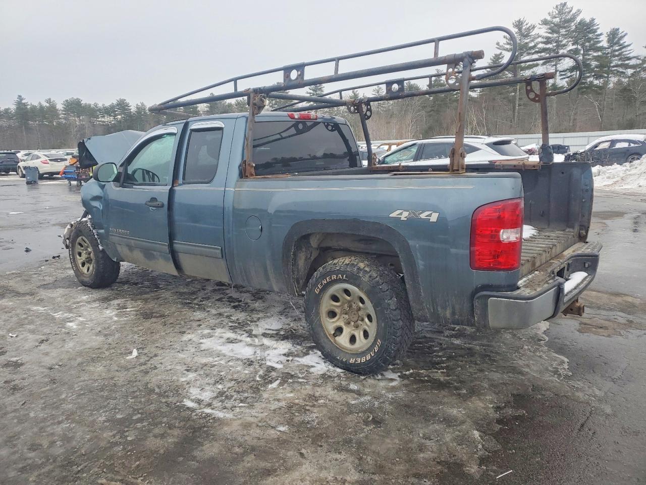 2013 CHEVROLET SILVERADO K1500 LS photo 2