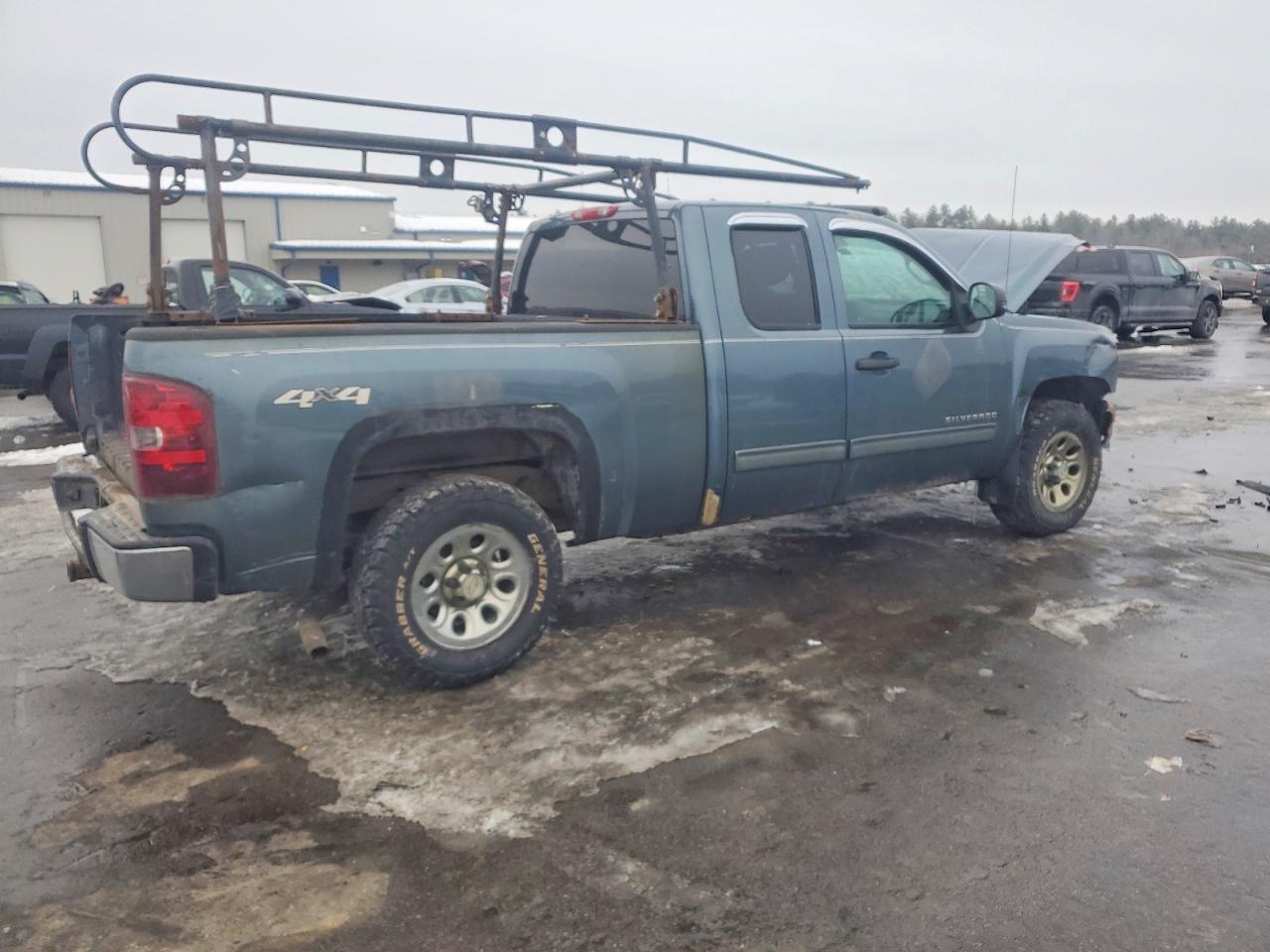 2013 CHEVROLET SILVERADO K1500 LS photo 3