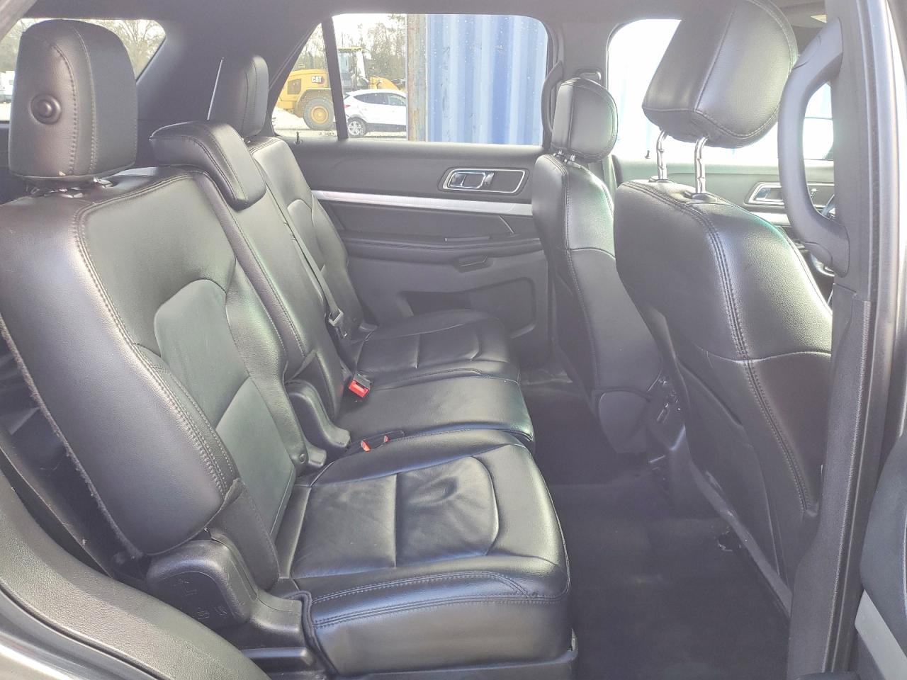 2017 FORD EXPLORER XLT photo 11