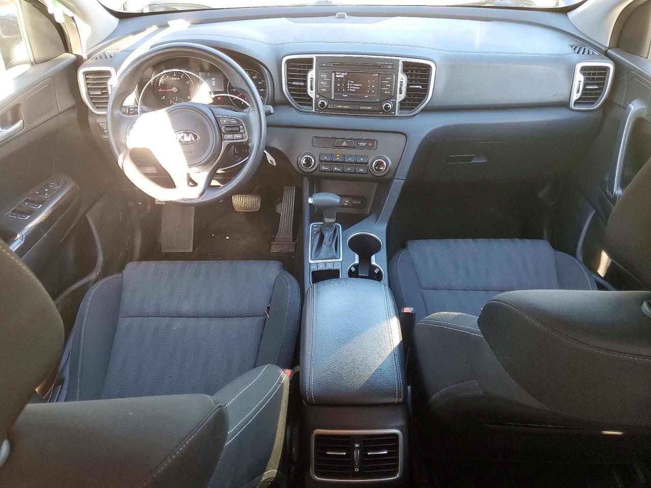 2017 KIA SPORTAGE LX photo 8