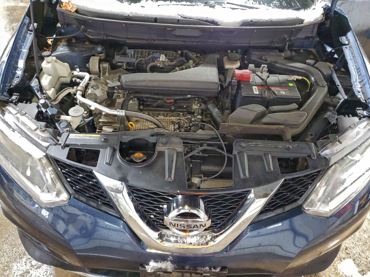 2016 NISSAN ROGUE S photo 12