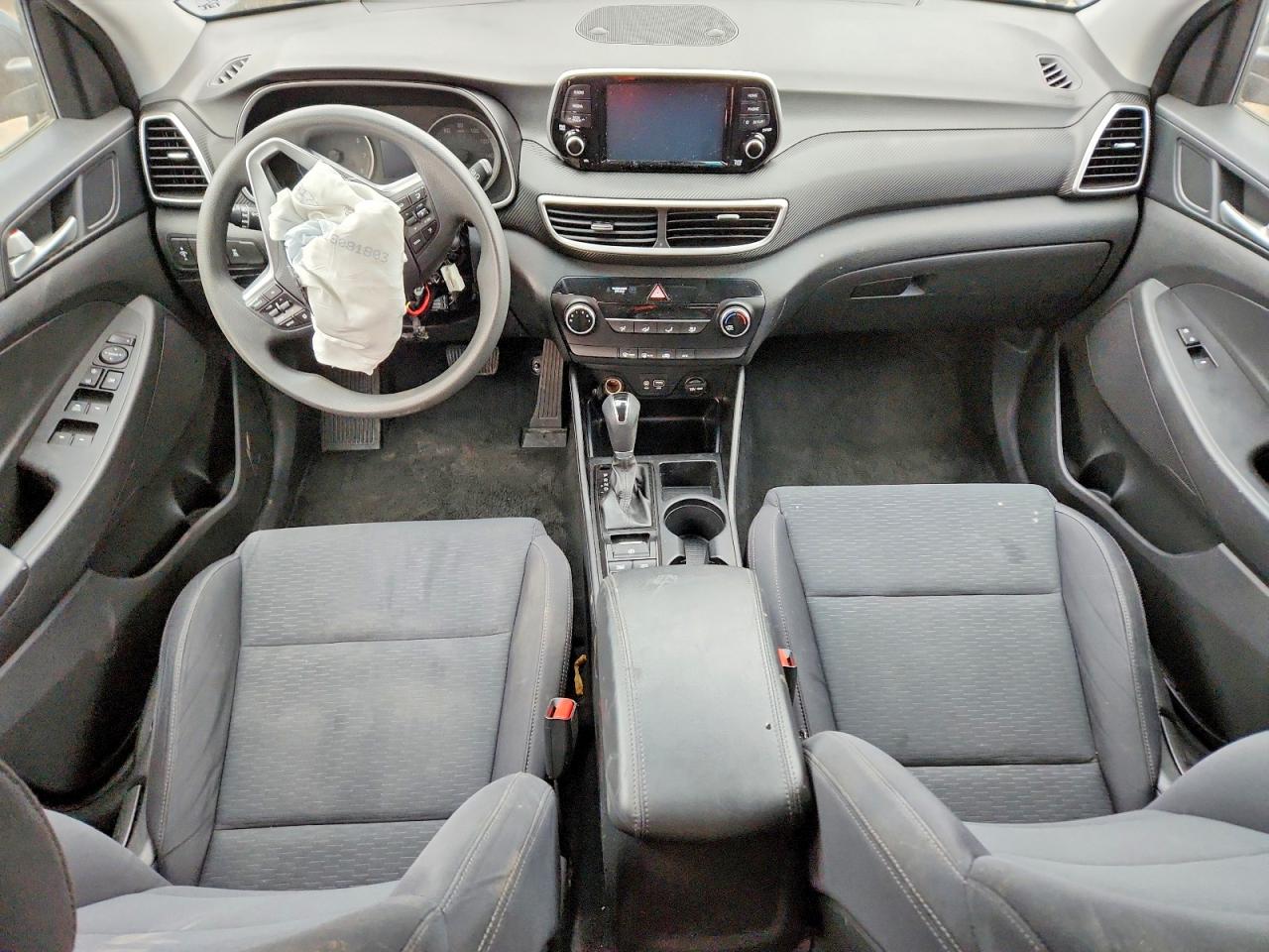 2019 HYUNDAI TUCSON SE photo 8