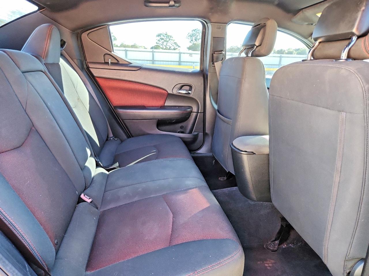 2011 DODGE AVENGER MAINSTREET photo 10
