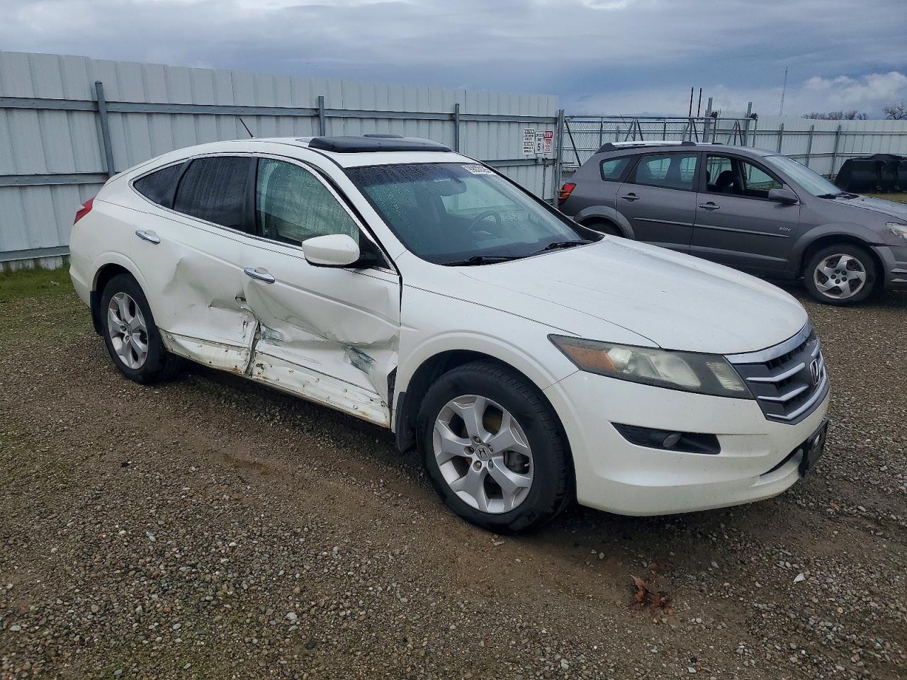 2012 HONDA CROSSTOUR EXL photo 4