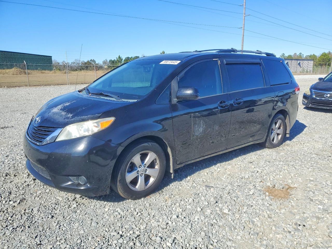 2014 TOYOTA SIENNA