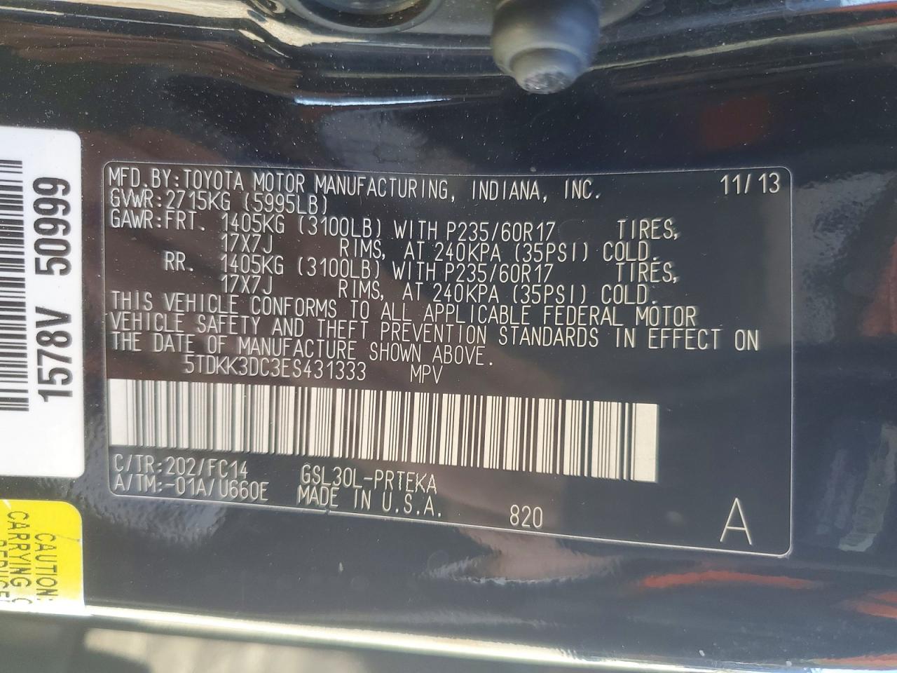 2014 TOYOTA SIENNA LE photo 13