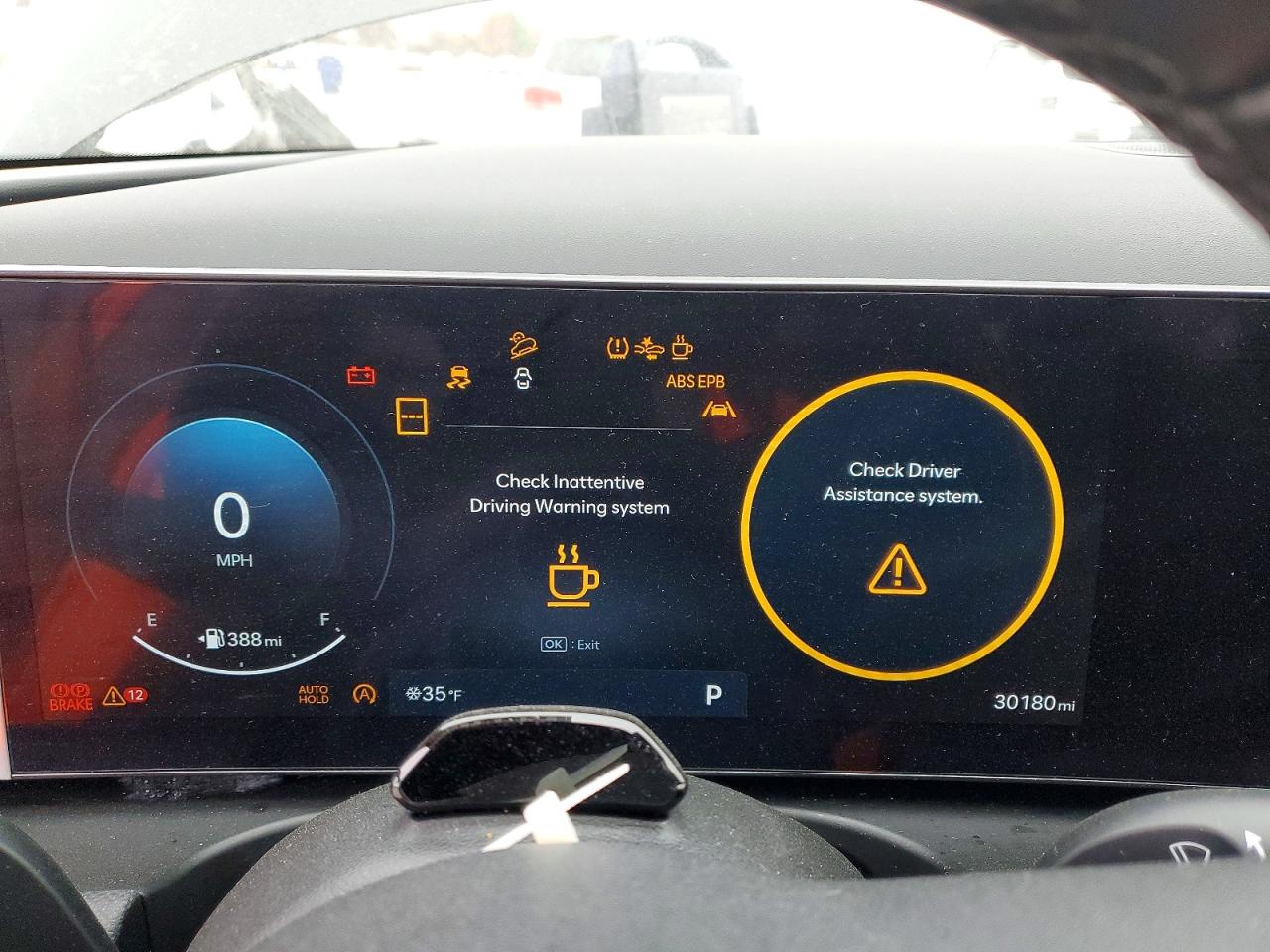2025 HYUNDAI TUCSON SEL photo 17