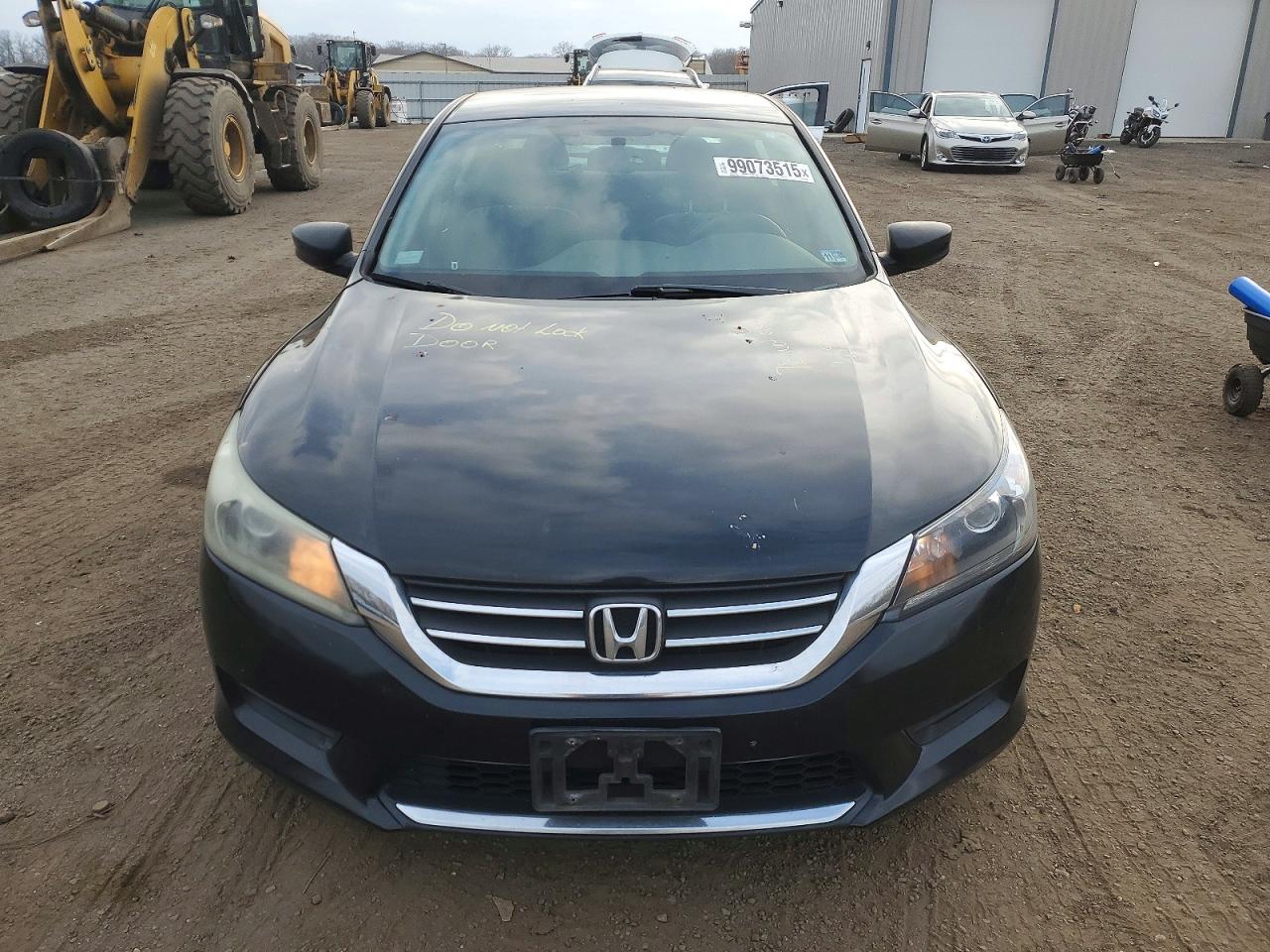 2014 HONDA ACCORD LX photo 5