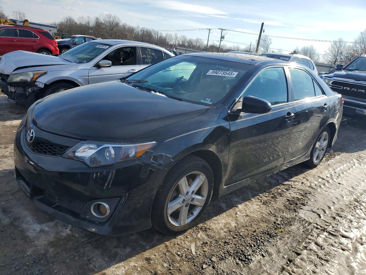 2013 TOYOTA CAMRY