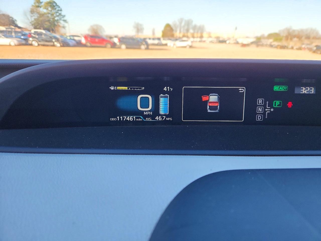2018 TOYOTA PRIUS photo 9