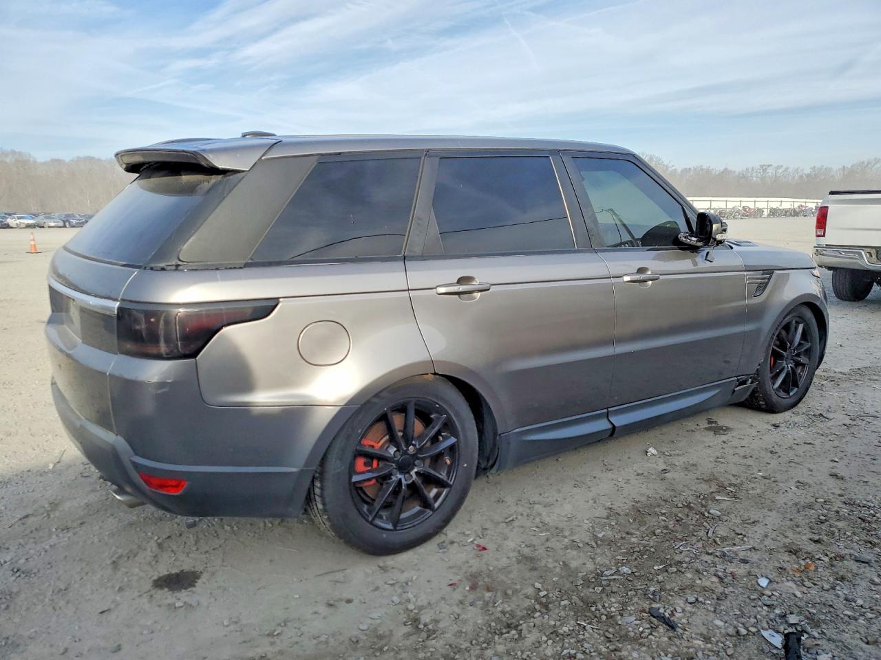 2015 LAND ROVER RANGE ROVER SPORT SE photo 5
