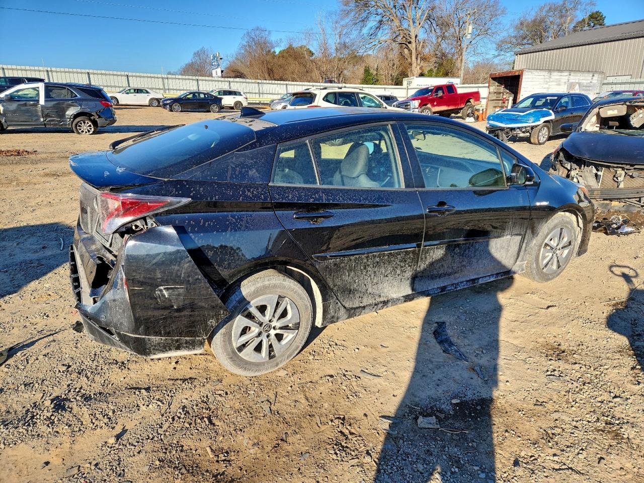 2017 TOYOTA PRIUS photo 5