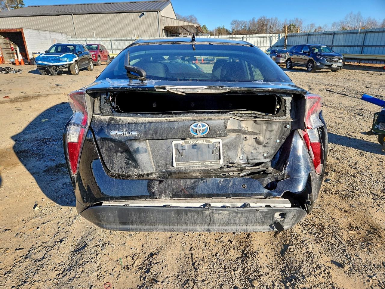 2017 TOYOTA PRIUS photo 11