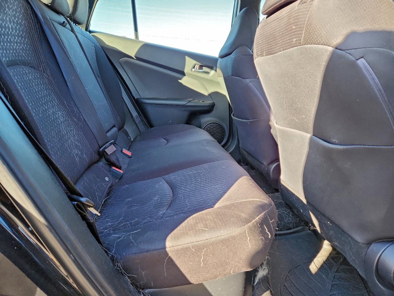 2017 TOYOTA PRIUS photo 19