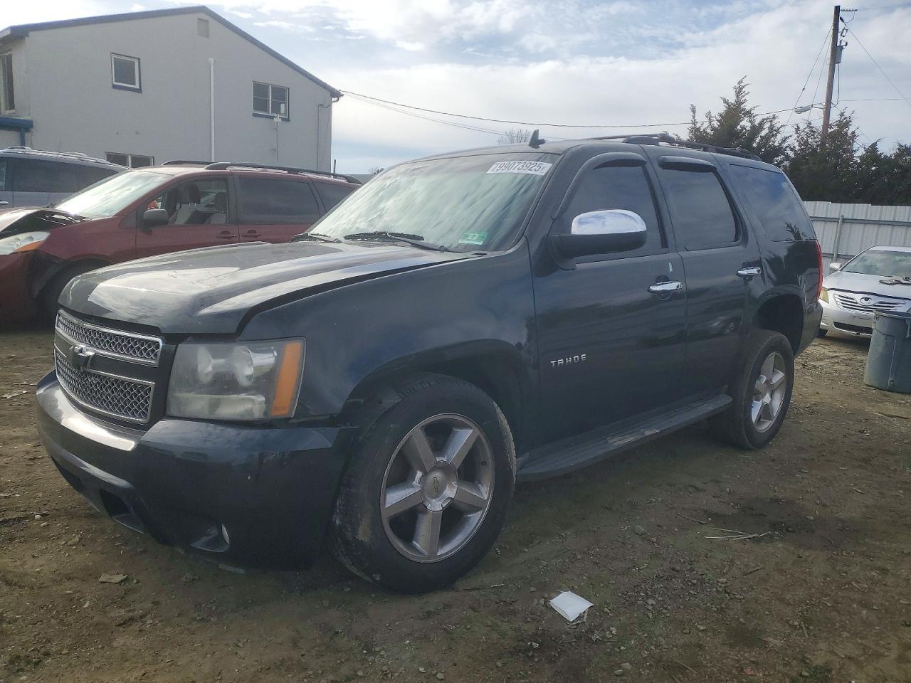 2011 CHEVROLET TAHOE