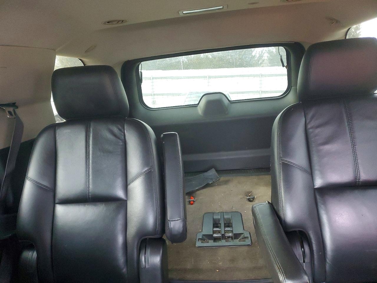 2011 CHEVROLET TAHOE C1500 LT photo 10
