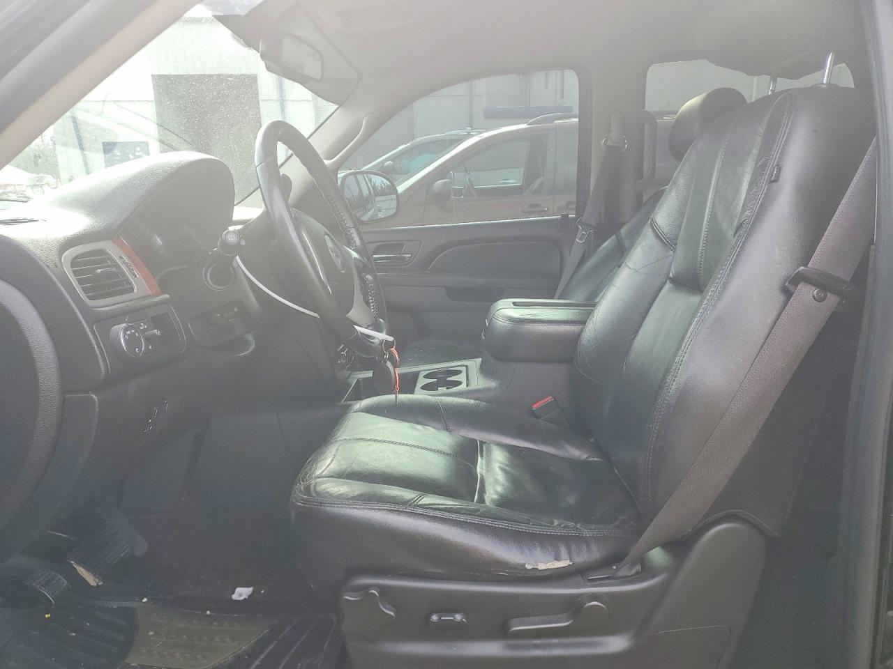 2011 CHEVROLET TAHOE C1500 LT photo 7