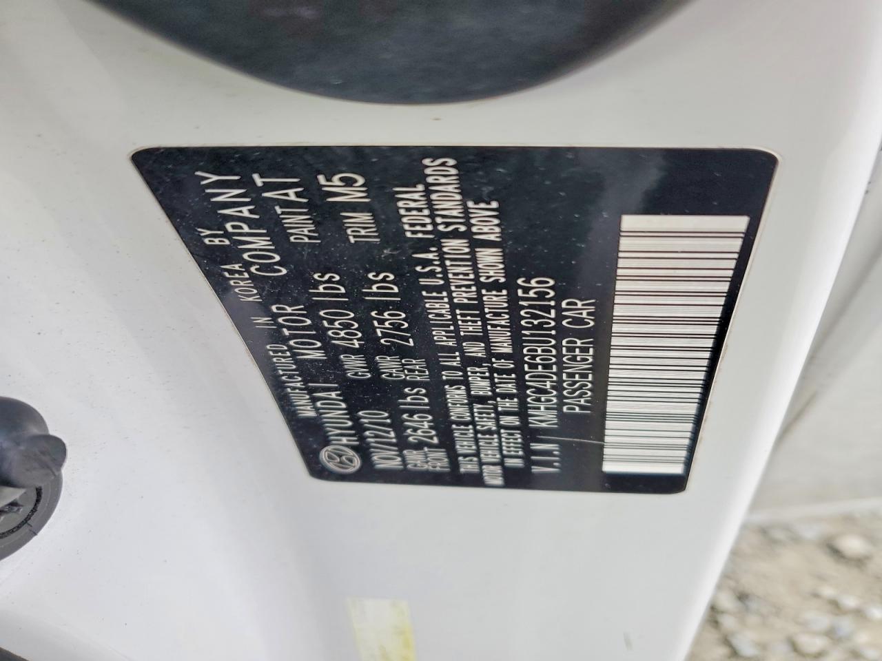 2011 HYUNDAI GENESIS 3.8L photo 12