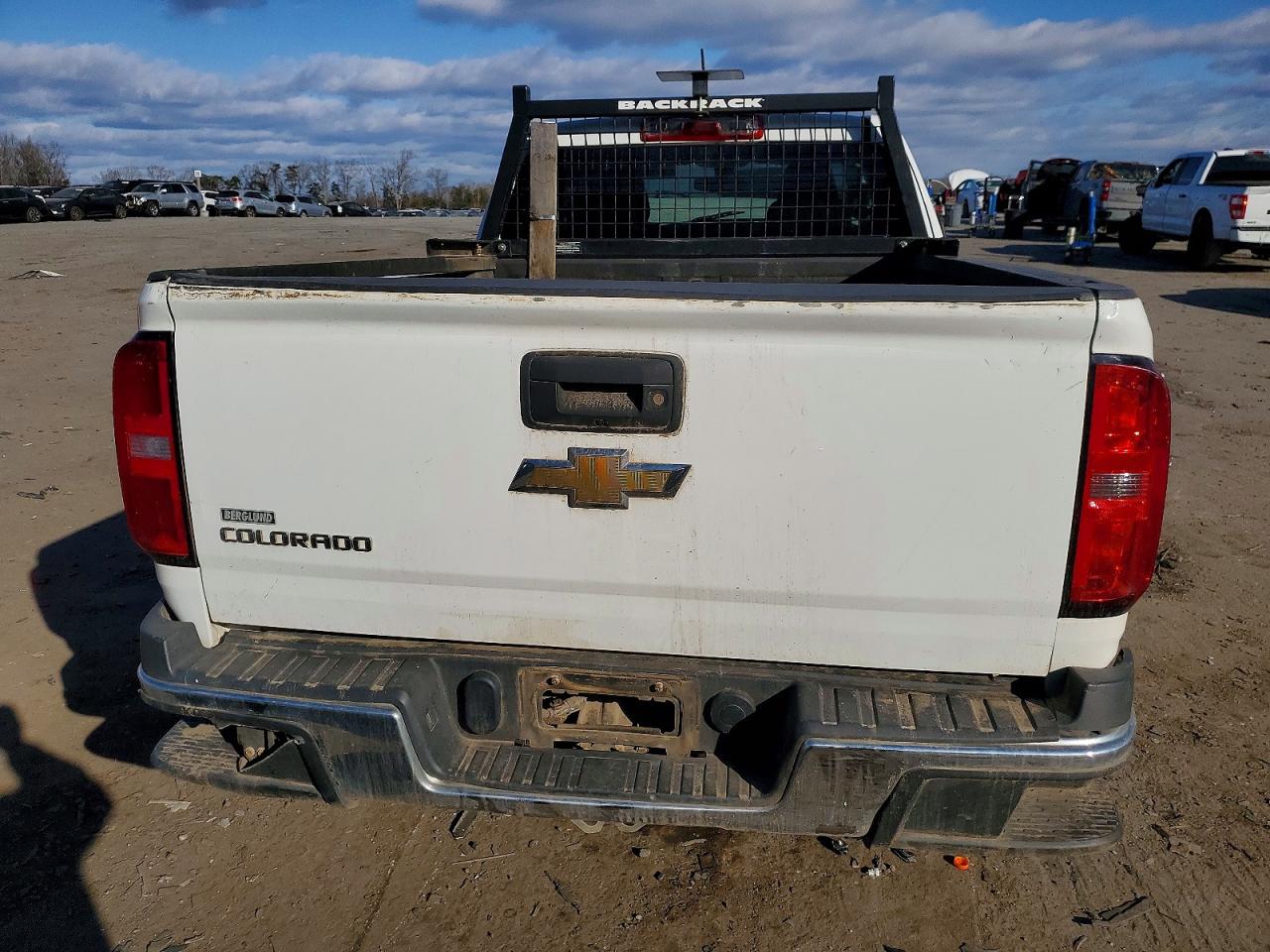2019 CHEVROLET COLORADO photo 6
