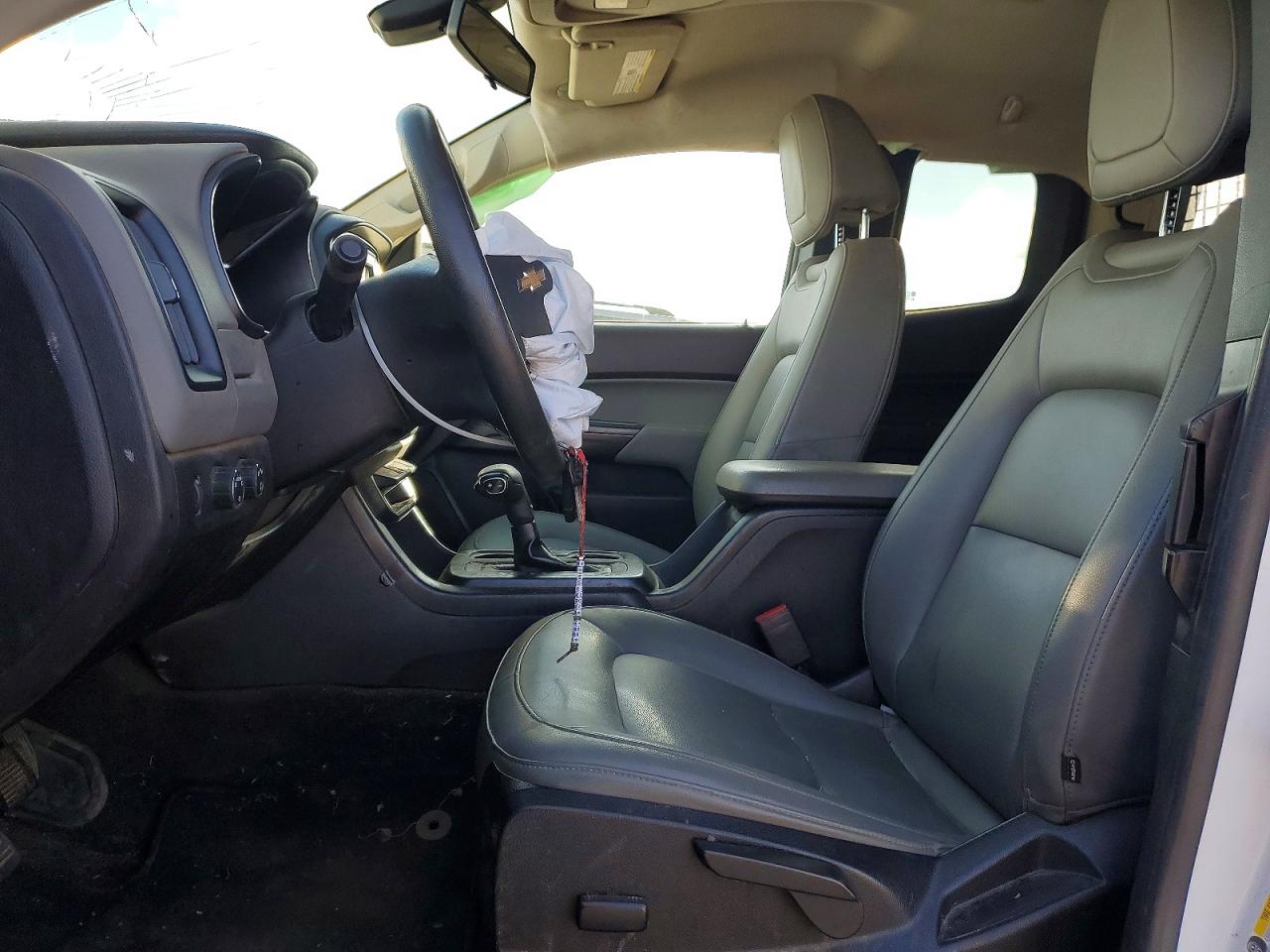 2019 CHEVROLET COLORADO photo 7