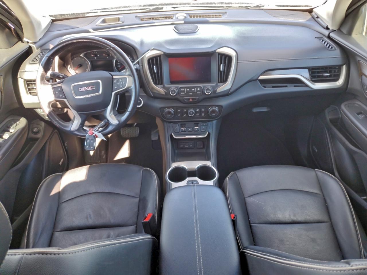 2018 GMC TERRAIN DENALI photo 8