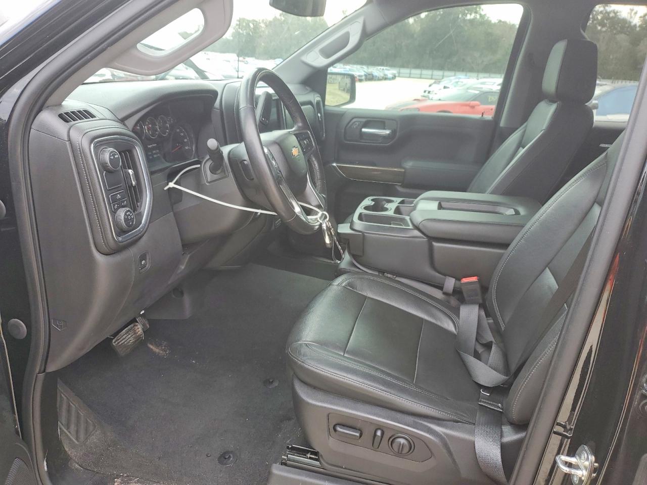 2020 CHEVROLET SILVERADO C1500 LT photo 7