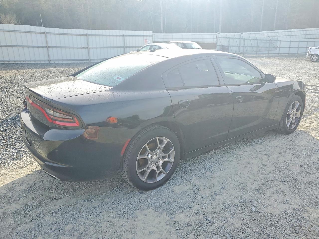 2015 DODGE CHARGER SE photo 5