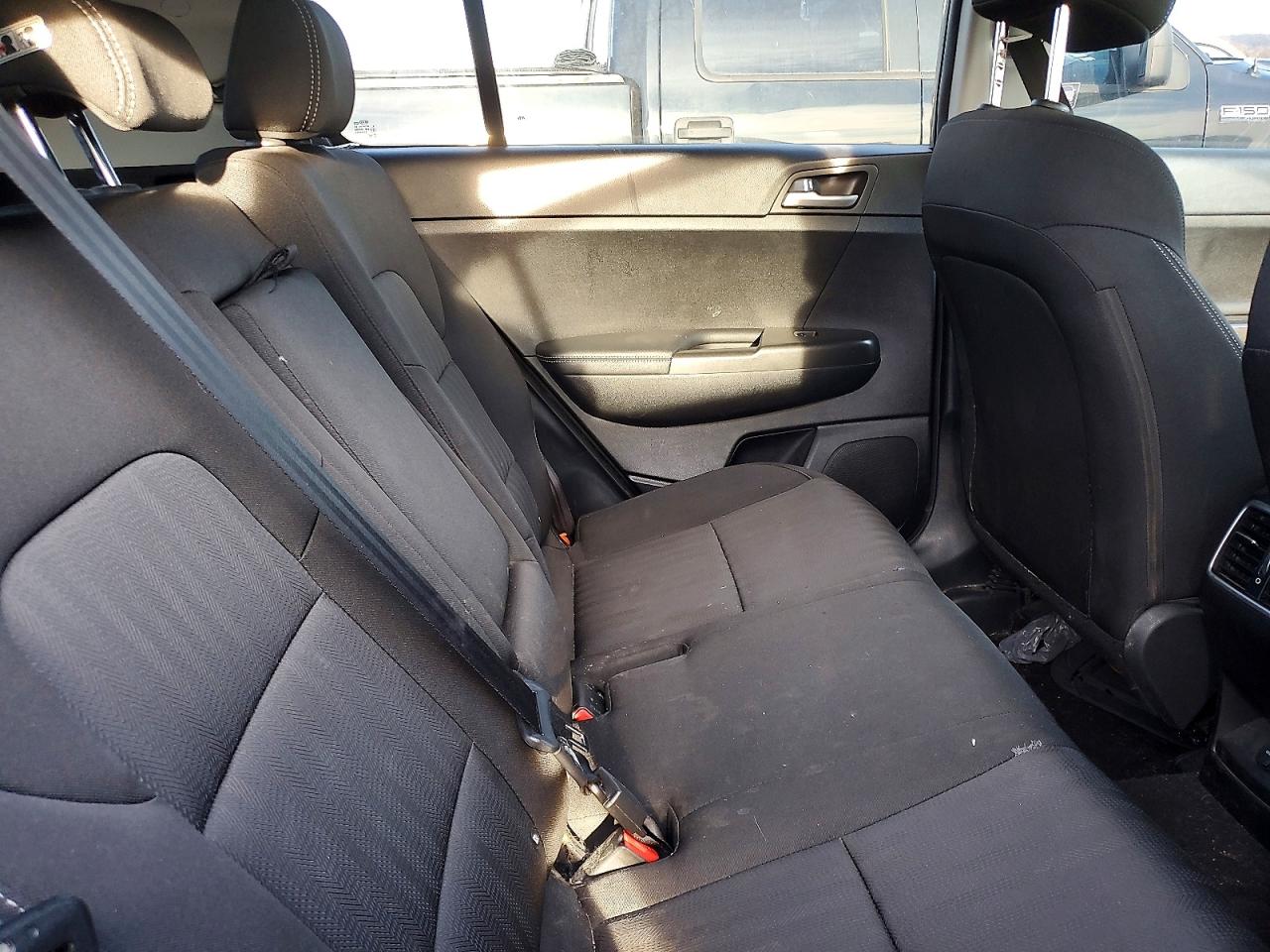 2017 KIA SPORTAGE LX photo 19
