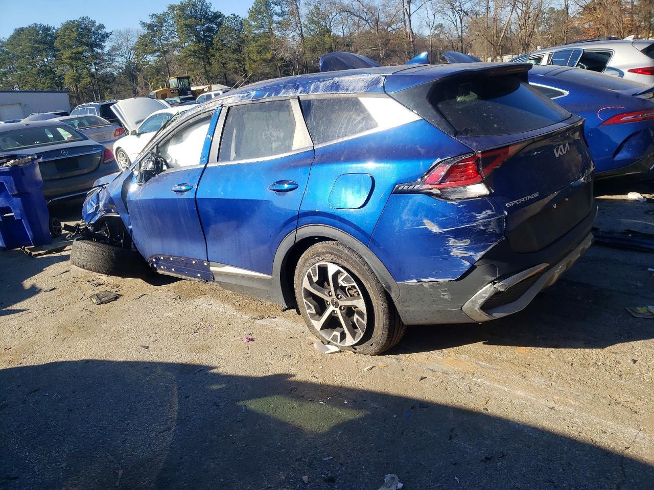 2023 KIA SPORTAGE EX photo 2