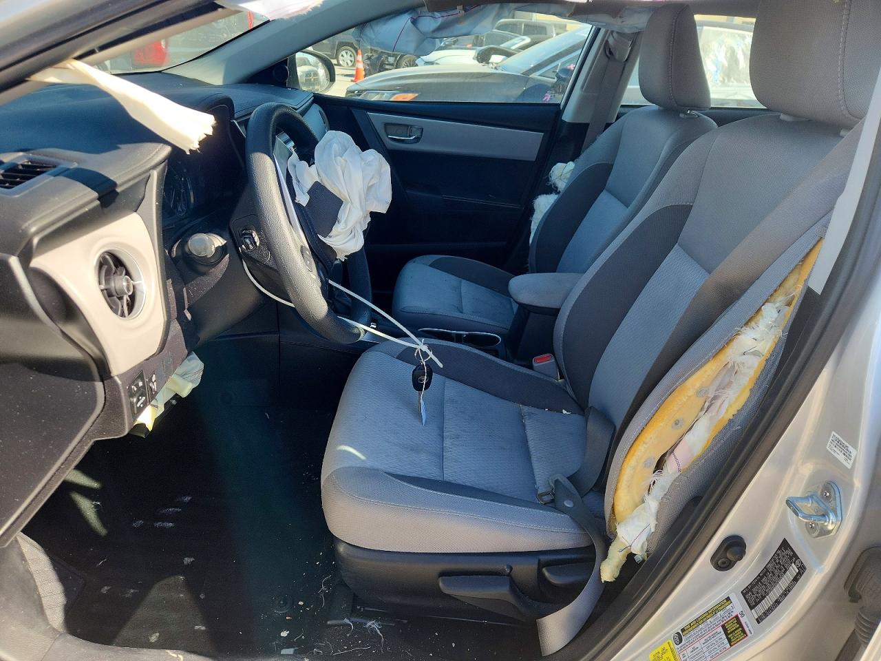 2017 TOYOTA COROLLA L photo 7