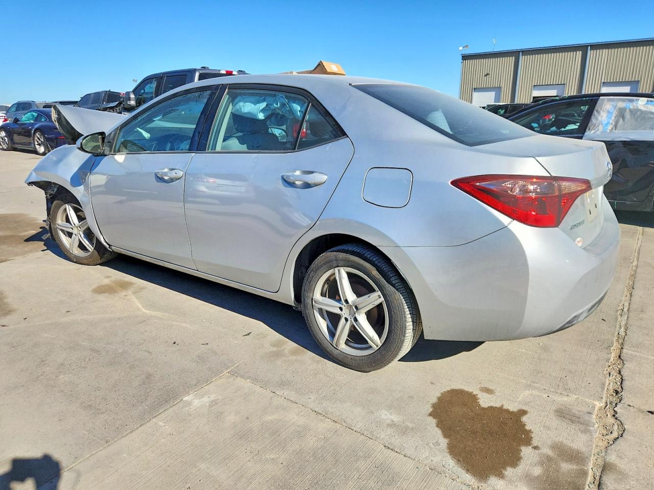2017 TOYOTA COROLLA L photo 2